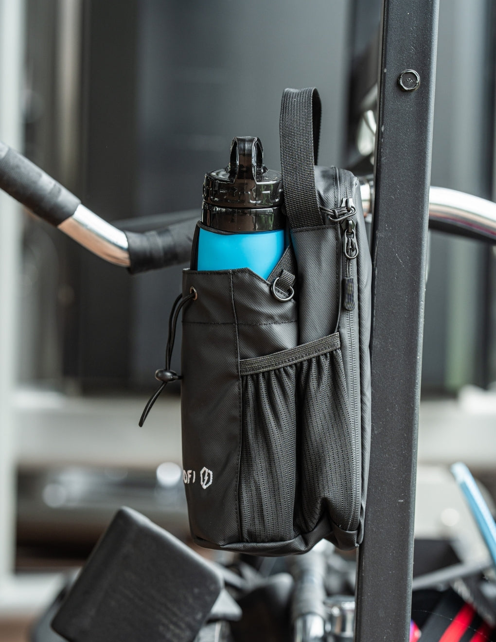 Magnetic Gym Bag – Attaches to any Metal in the gym, Holds Essentials & Rayofi Machine