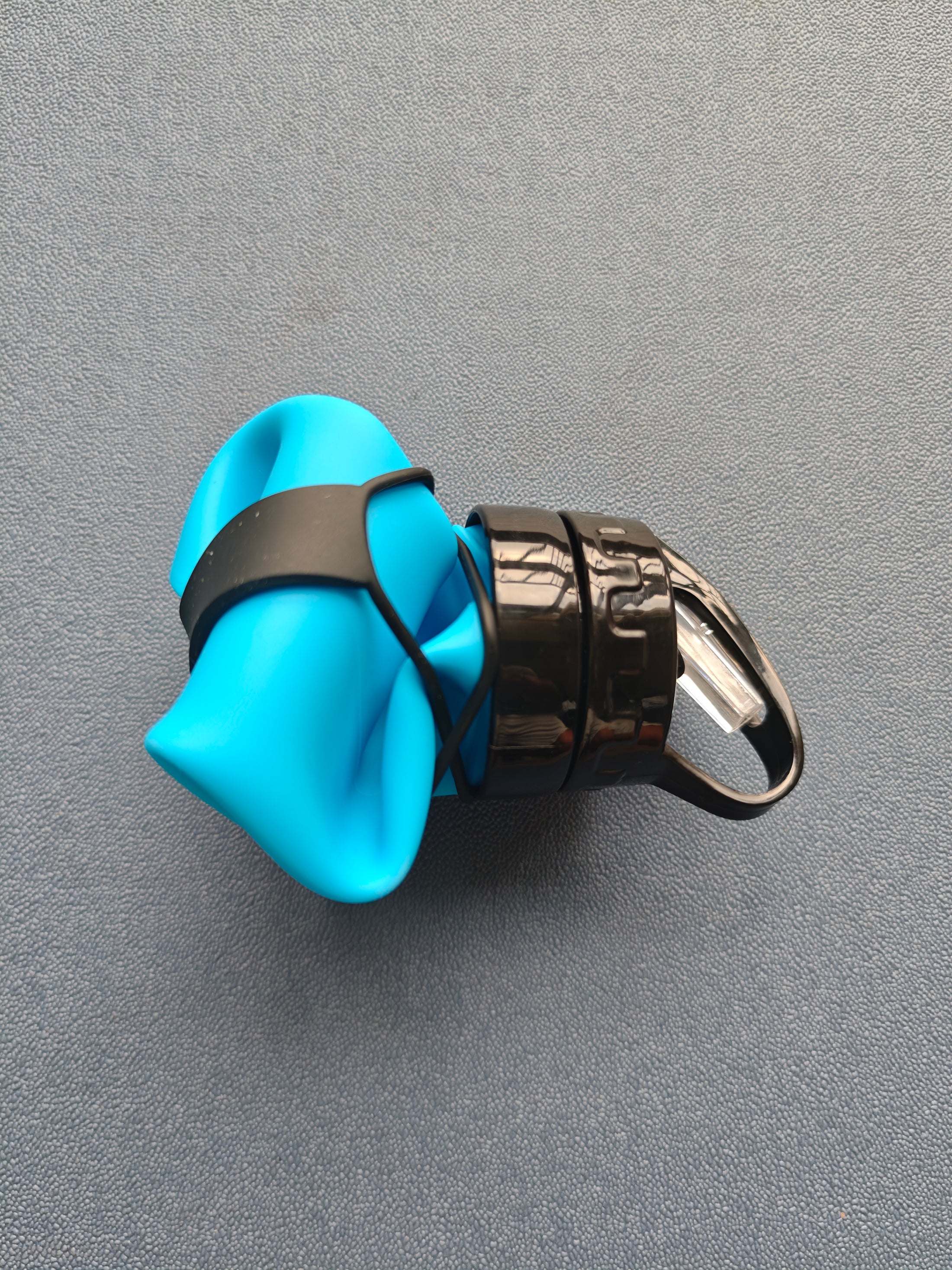 Foldable silicon water bottle