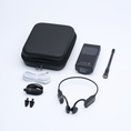 Cargar la imagen en la vista de la galería, Conjunto Swimcomm T6 y W25. Auriculares Bluetooth/Push-To-Talk de conducción ósea resistentes al agua + transmisor de radio Push-To-Talk. Paquete. Para música y entrenamiento.
