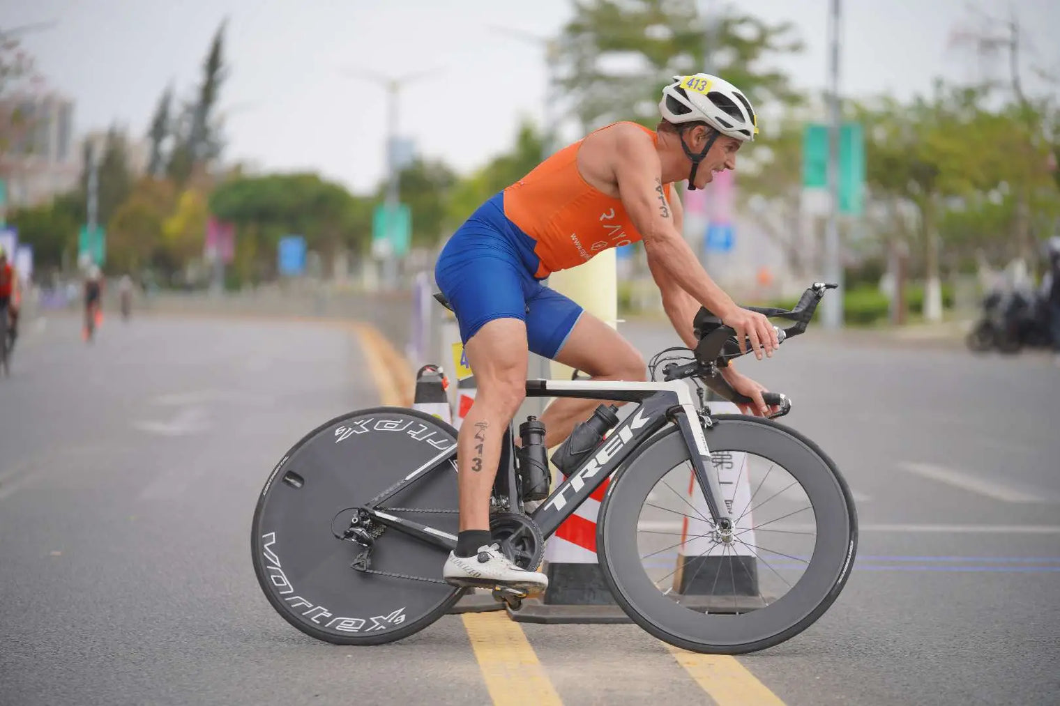 220 Triathlon