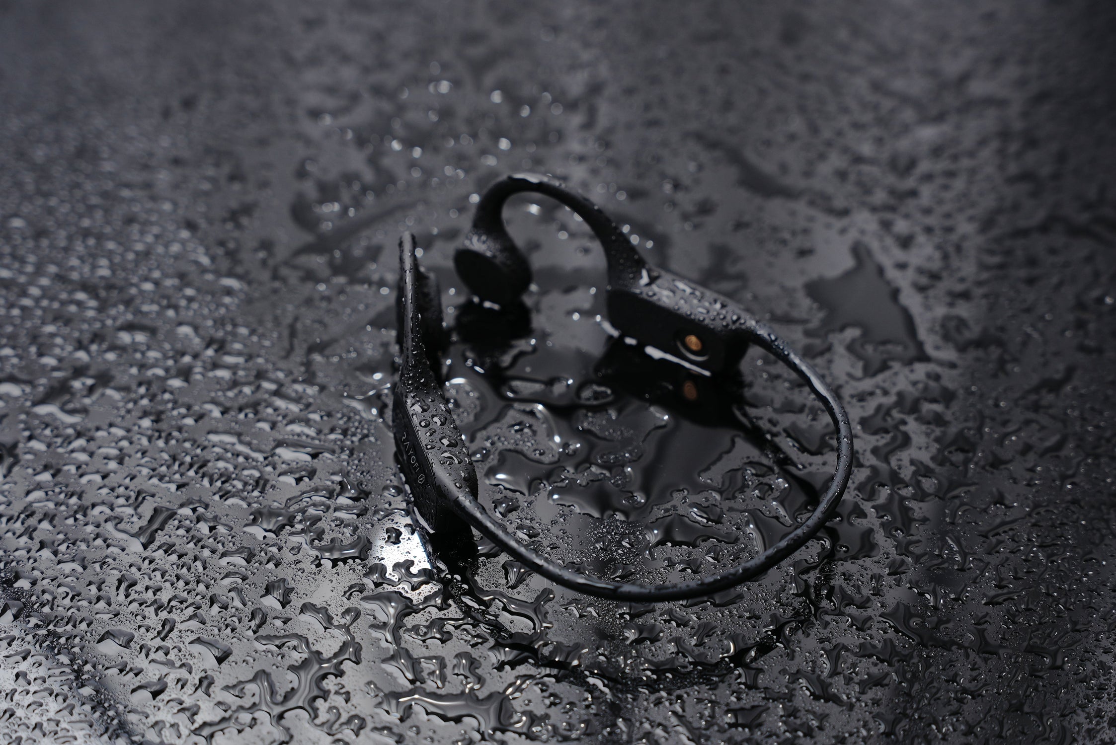 Earbuds for Swimming and Coaching